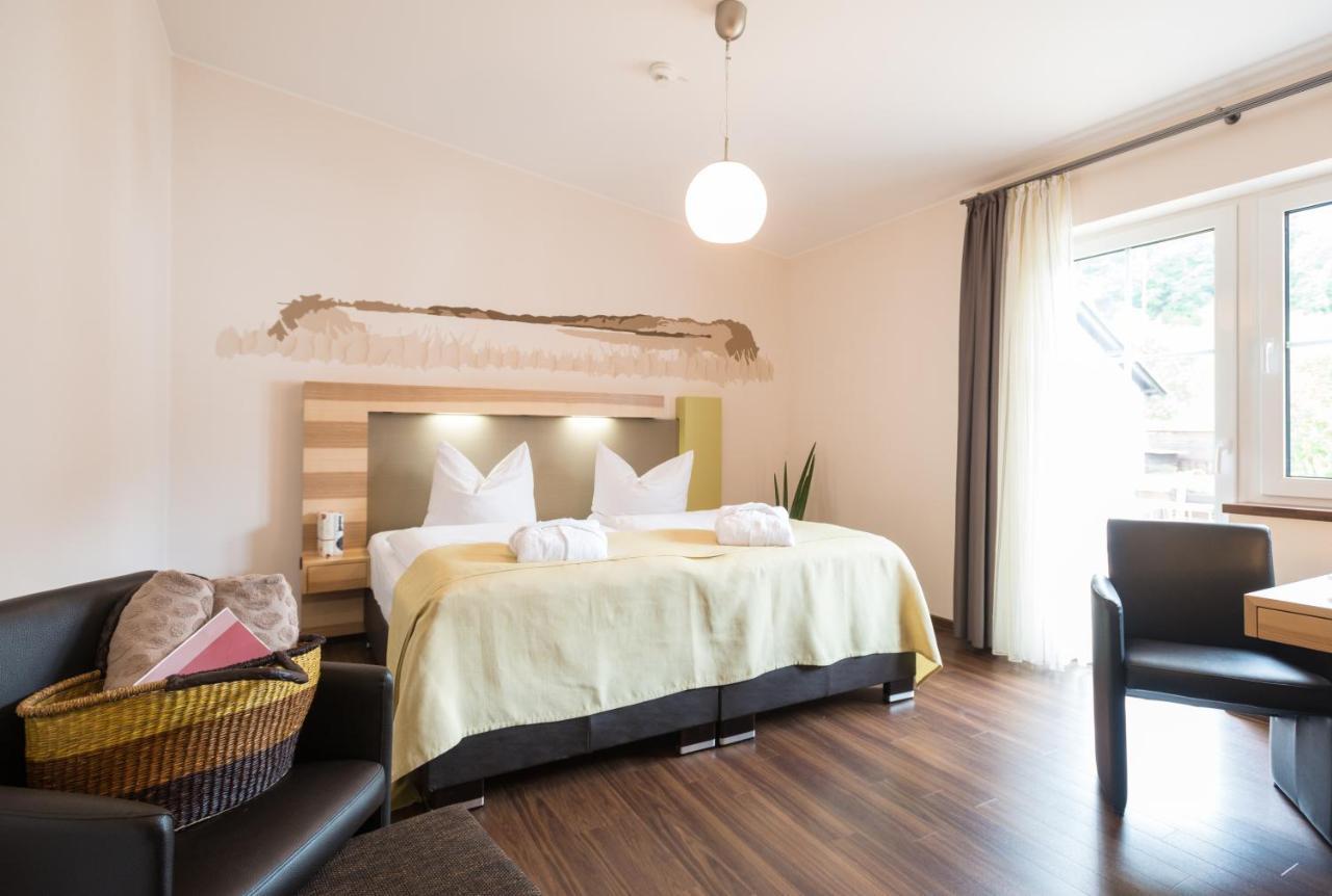 Brauers Landarthotel GmbH Daun Zimmer foto