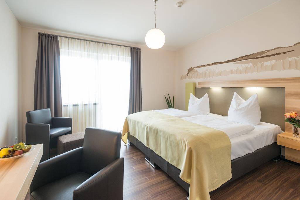 Brauers Landarthotel GmbH Daun Exterior foto