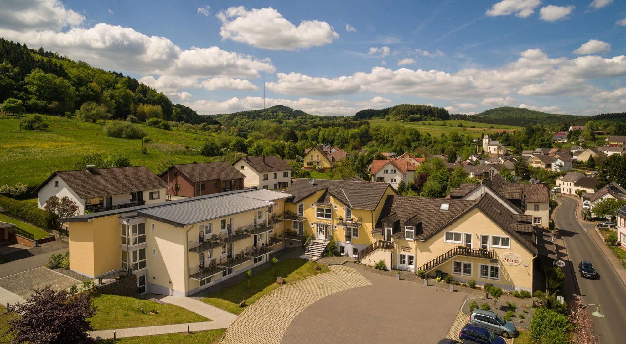 Brauers Landarthotel GmbH Daun Exterior foto